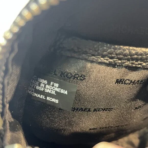 Michael Kors Pebble Leather Circle Canteen Crossbody - Picture 4 of 7